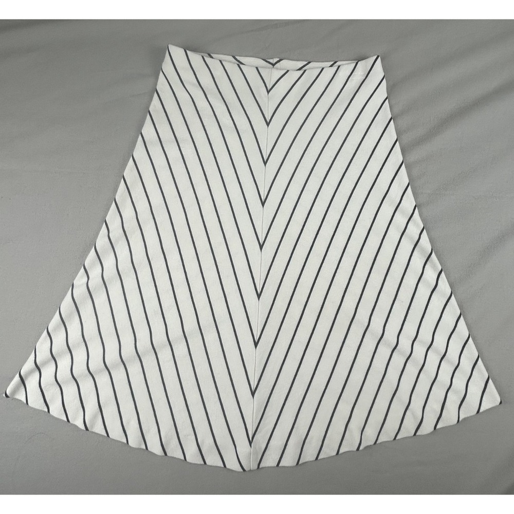 Ann Taylor Petite 4P Striped A-Line Skirt Black White Chevron Career